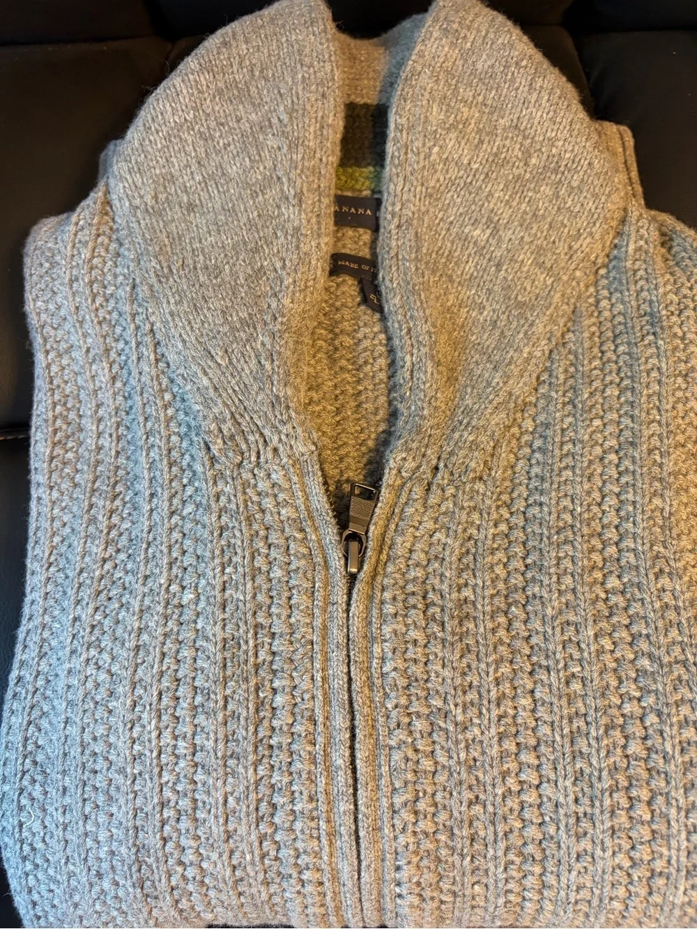 Banana Republic Men's Shawl Collar Zip Sweater in Light Gray Heather